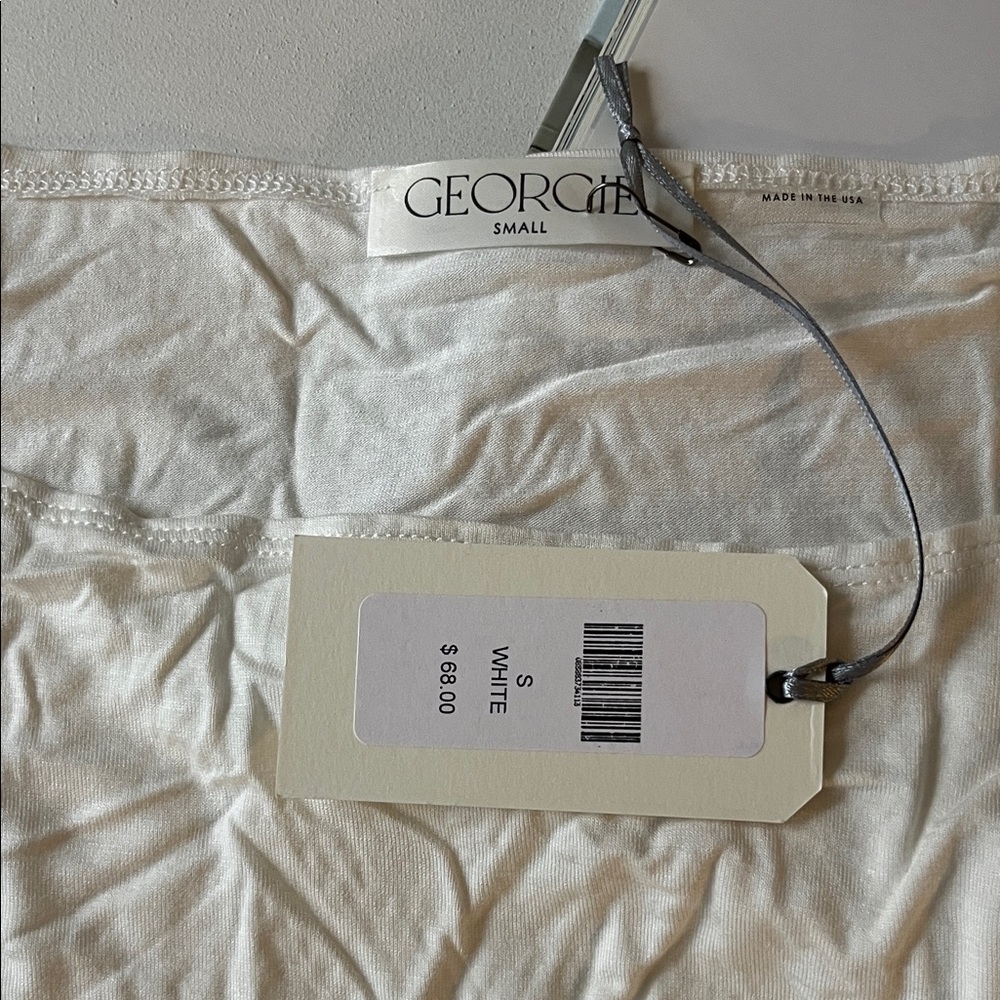 Georgie Classic White Top